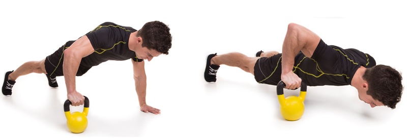 Kettlebell Übung einarmige Liegestütze Kettlebell Übung einarmiger Liegestütz