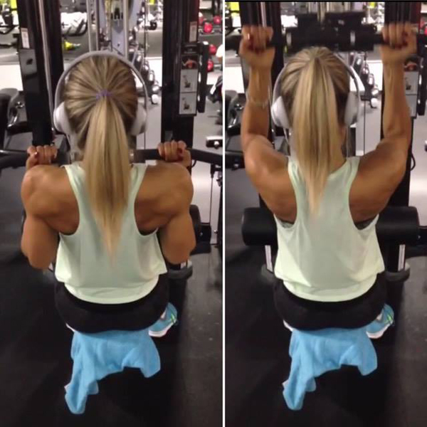 Nicole beim engen Rudern am Turm